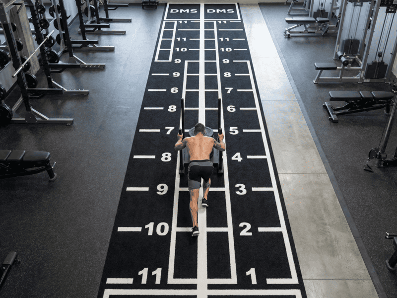 Индивидуальная инкрустация логотипа тренажерного зала